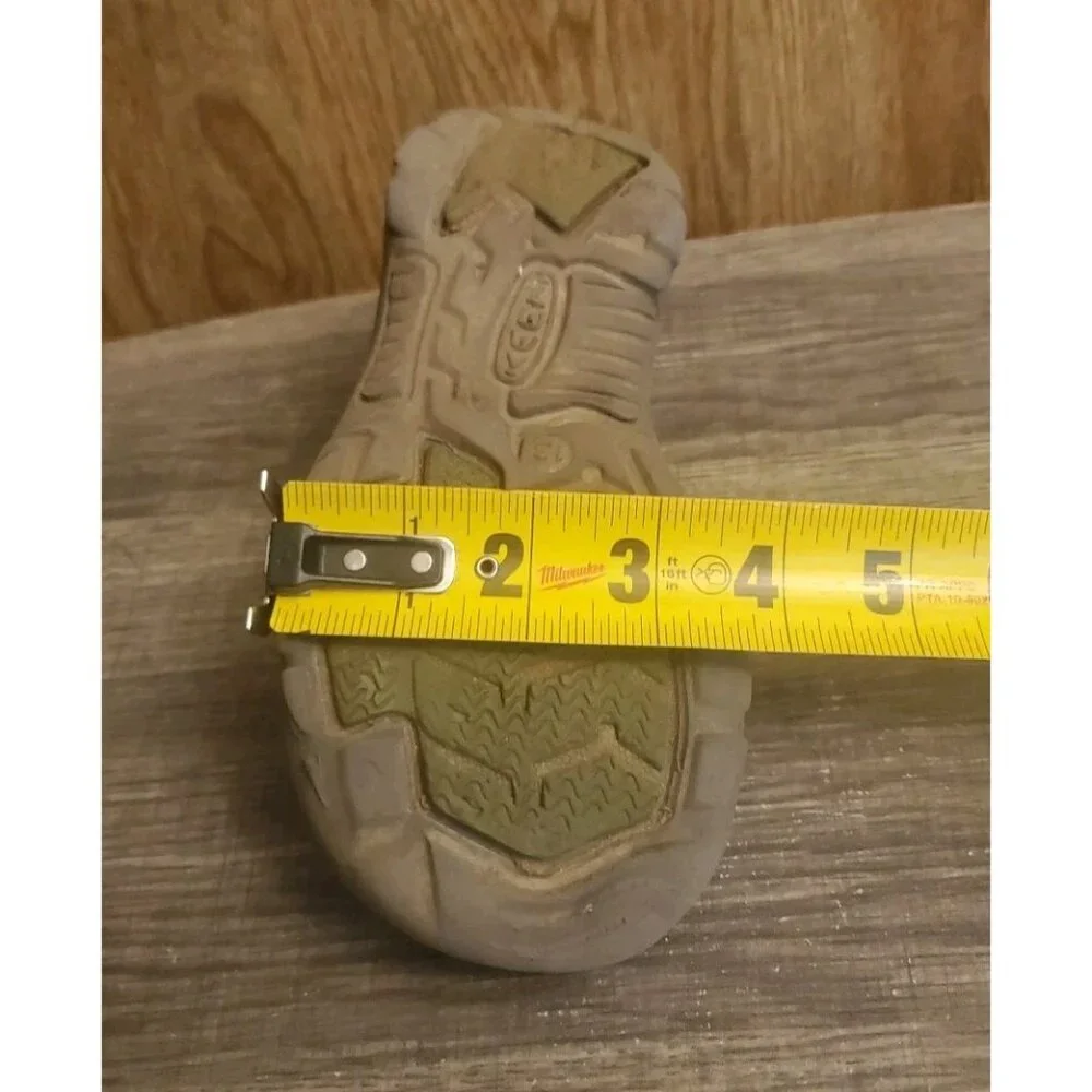 Keen Youth Hiking Sandal Shoes Youth‎ Size 13 Camo
